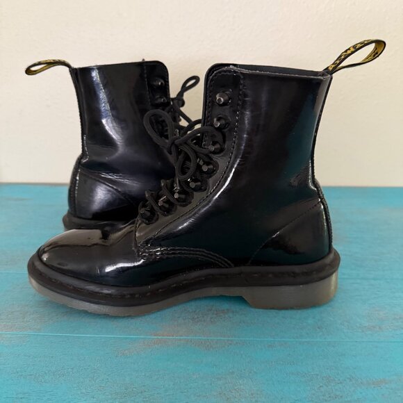 Dr. Martens Women's Pascal Black Patent Leather Lamper Boots Sz 6 - Picture 7 of 13